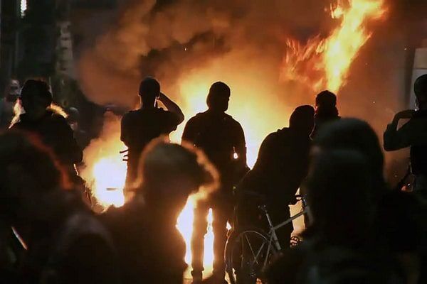 10 причин, по которым вам следует иметь противогаз