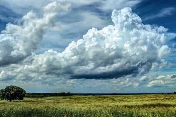 Признаки приближения урагана, бури, шторма, грозы