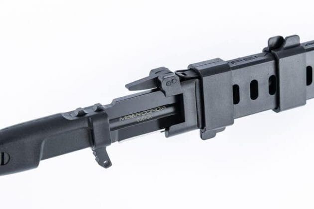 Десантный нож Extrema Ratio Misericordia — “Пощады не жди!”