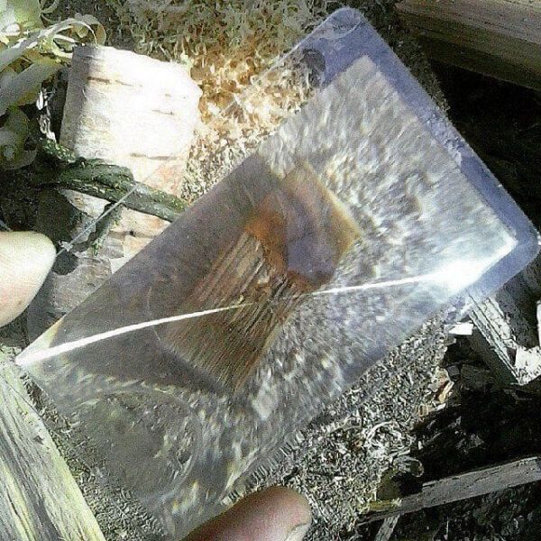 Добывание огня с помощью линзы френеля