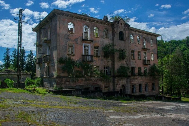 Дух апокалипсиса. Часть 2: Заброшенные города Абхазии