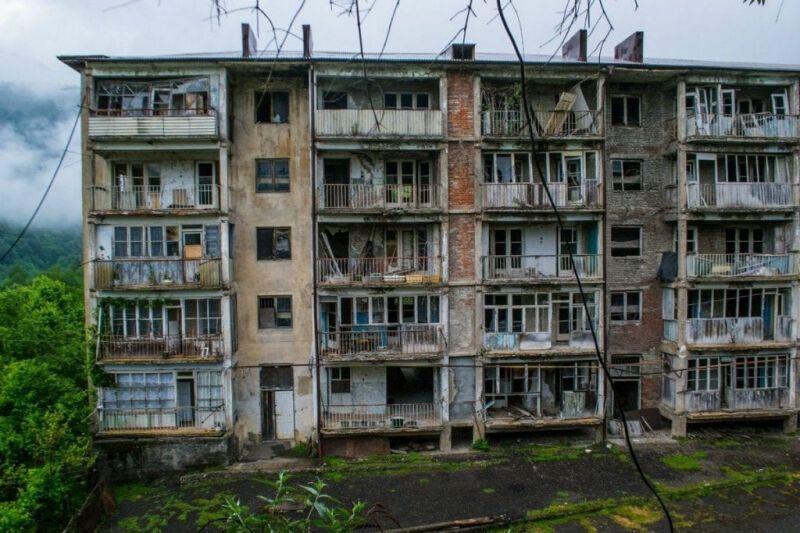 Дух апокалипсиса. Часть 2: Заброшенные города Абхазии