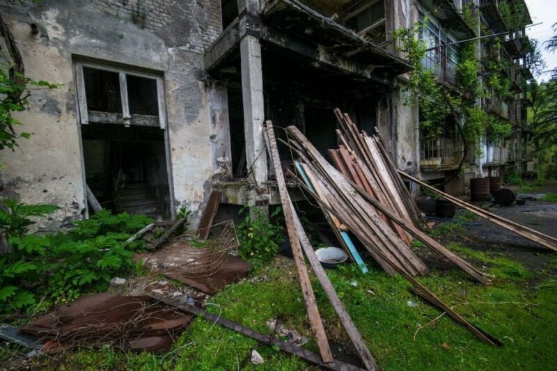 Дух апокалипсиса. Часть 2: Заброшенные города Абхазии