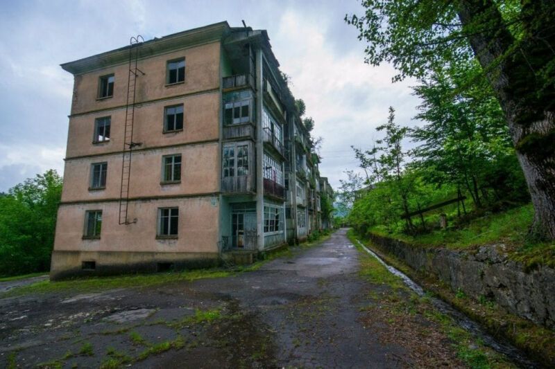 Дух апокалипсиса. Часть 2: Заброшенные города Абхазии