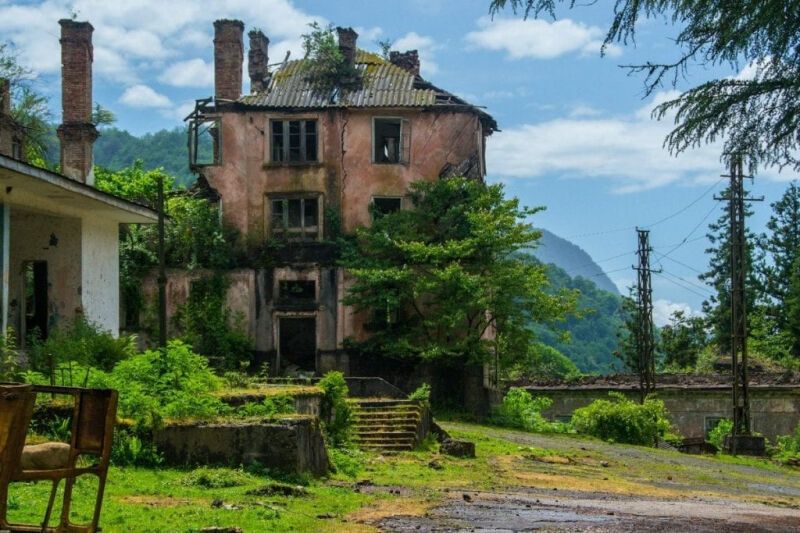 Дух апокалипсиса. Часть 2: Заброшенные города Абхазии