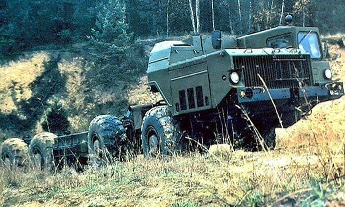 Экспериментальная военная техника: «Редут» — передвижной бункер на колёсах