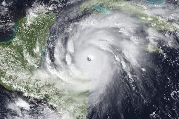 Имена ураганов, особенности и классификация. Наиболее разрушительные ураганы в истории