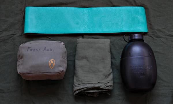 Индивидуальная аптечка для походов по дикой природе: что брать?