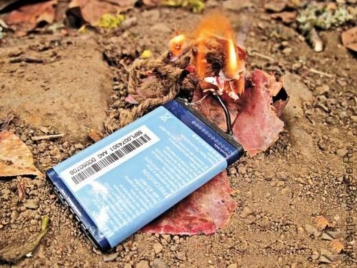 Разведение костра при помощи смартфона