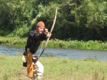 Как сделать простой лук для выживания своими руками Как сделать простой лук для выживания своими руками