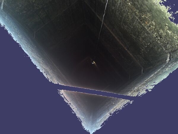 колодец своими руками, стенки из бетона.