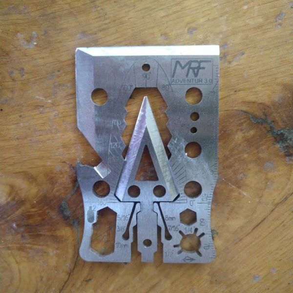 Научный подход “по-выживальчески” // Обзор двух гаджетов для выживания