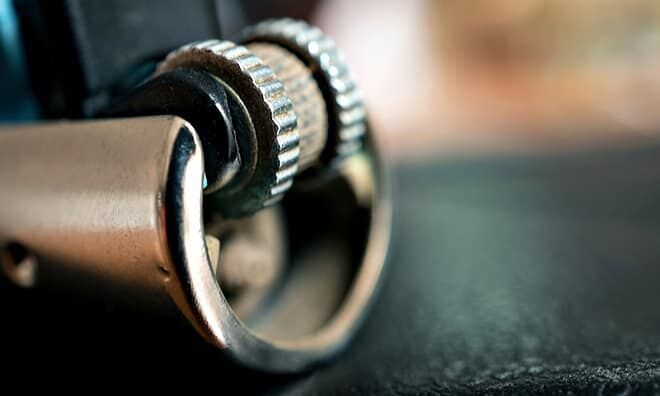 «Огонь в кармане»: Лучшие зажигалки для выживания