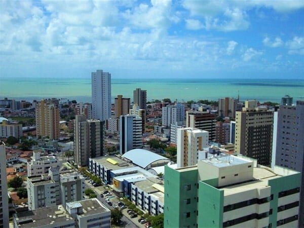 План экстренной эвакуации: Переезд в другую страну