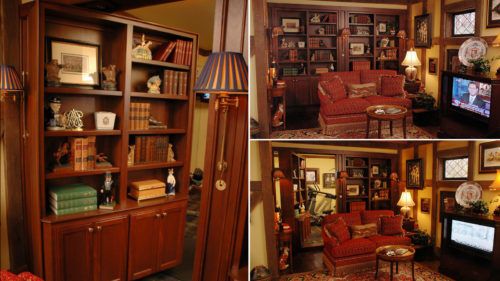 Потайная дверь в секретное место