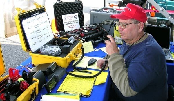 Радиолюбитель-волонтёр в зоне бедствия — Пуэрто-Рико после урагана «Мария»