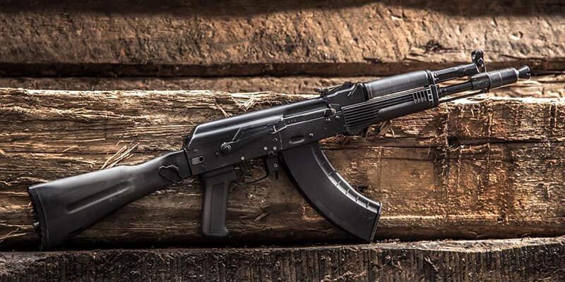 Супернадёжность, дешевизна и старость: 5 мифов об автомате Калашникова