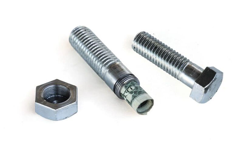 Тайники «Dead drops»: безопасная связь на основе опыта шпионажа времён холодной войны