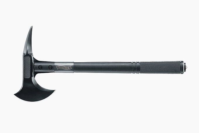 Тактический топор: Топ-12 лучших томагавков от известных брендов